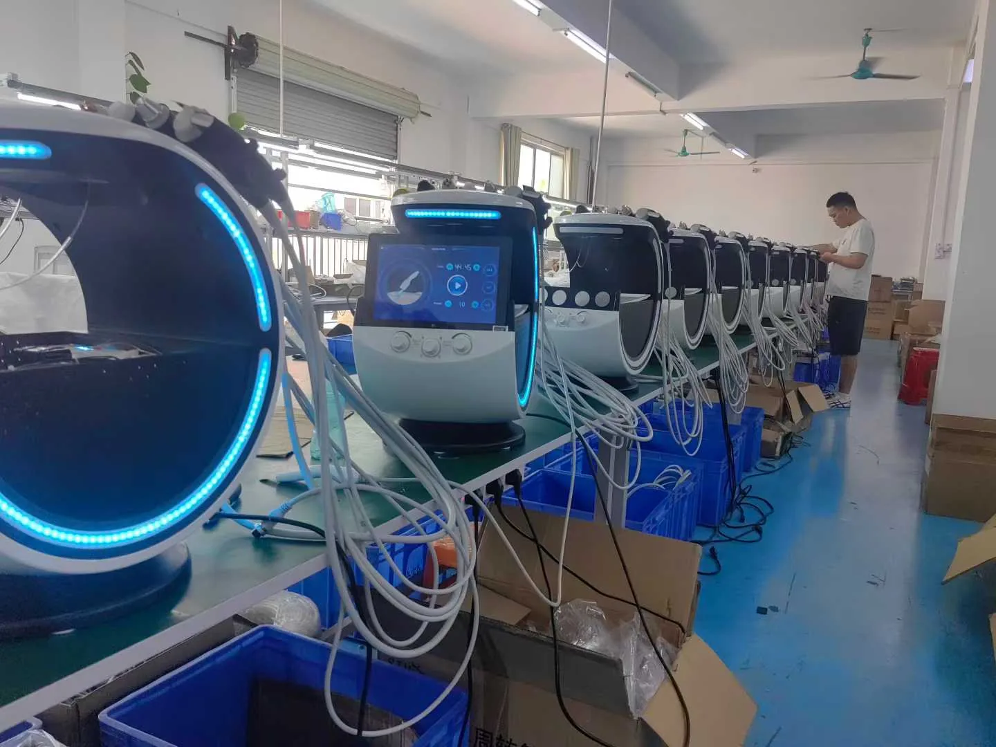 Batch function check at BY BEAUTY Guangzhou factory